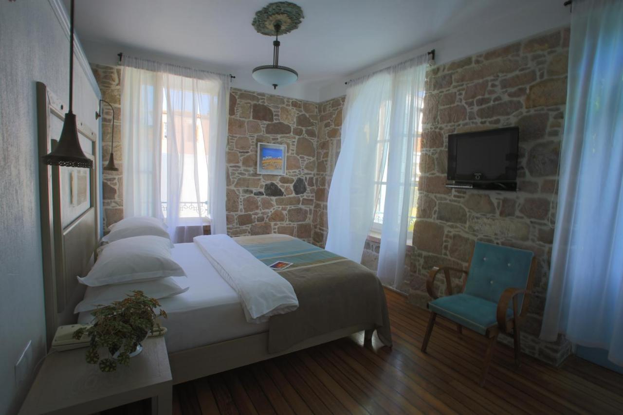 Cunda Lena Otel Ayvalı Kültér fotó