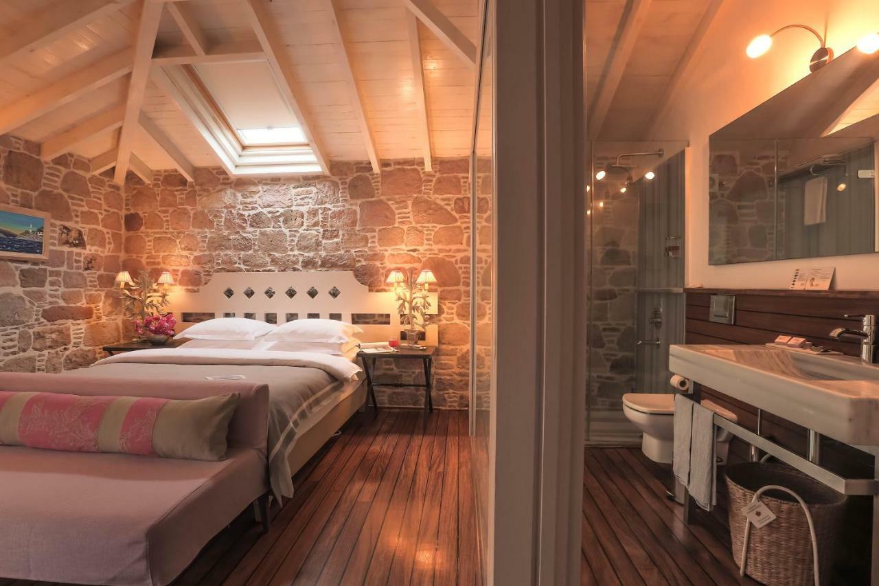 Cunda Lena Otel Ayvalı Kültér fotó